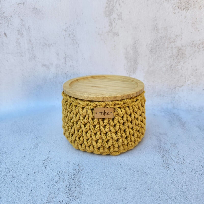 No.21. Kis horgolt bambuszfedeles tároló búzaszem mintával