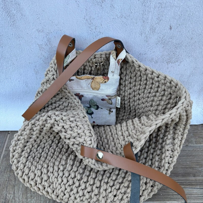 Nagy pakolós kötött táska (homok) - Image 2