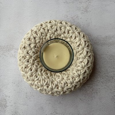 Közepes horgolt koszorú jázmin mintával (aranyszálas ekrü) - Image 3